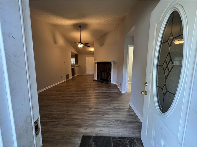 Building Photo - 2580 Teakwood Ln