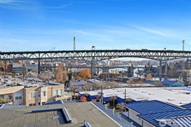 Foto del edificio - 3bd/2.5ba Seattle Townhome