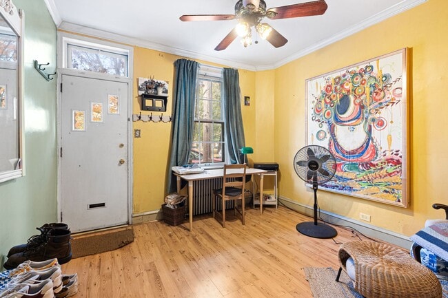 Foto del edificio - 3229 Almond St