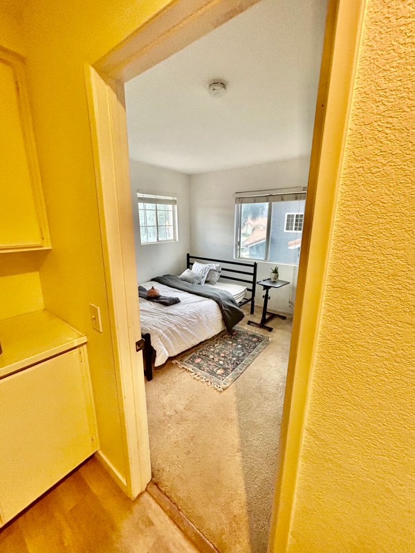 Building Photo - 23604 Tarara Dr