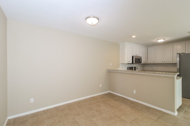 Building Photo - 1202 Mulkey Ln