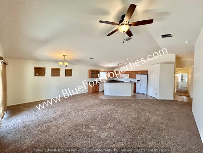 Building Photo - 6626 E Bambino Rd