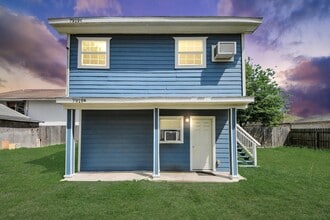 Building Photo - 7919 Brays St