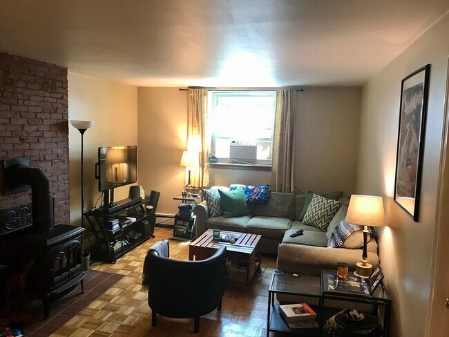 Foto del edificio - 99 W Fourth St