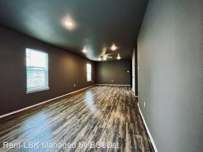 Building Photo - 3 br, 2 bath House - 1724 E Auburn St.