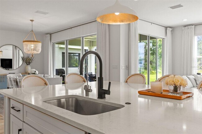 Building Photo - 3541 Great Banyan Way