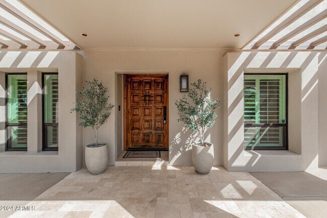 Foto del edificio - 12641 N 70th Pl