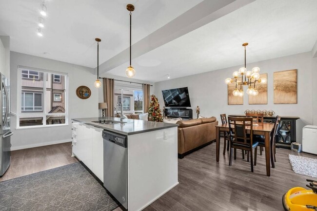 Building Photo - 30930 Westridge Pl