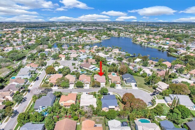 Foto del edificio - 358 SW 163rd Ave