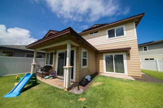 Foto del edificio - 111 Meheu Cir