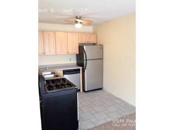 Building Photo - 2525 3rd Ave S