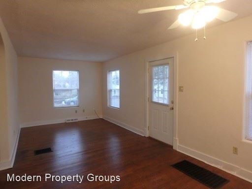 Building Photo - 304 Ridgeway Ave