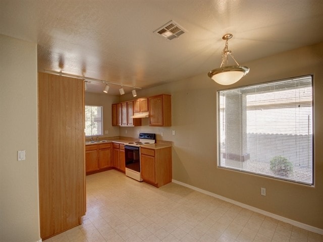Building Photo - 2019 S 85th Ln