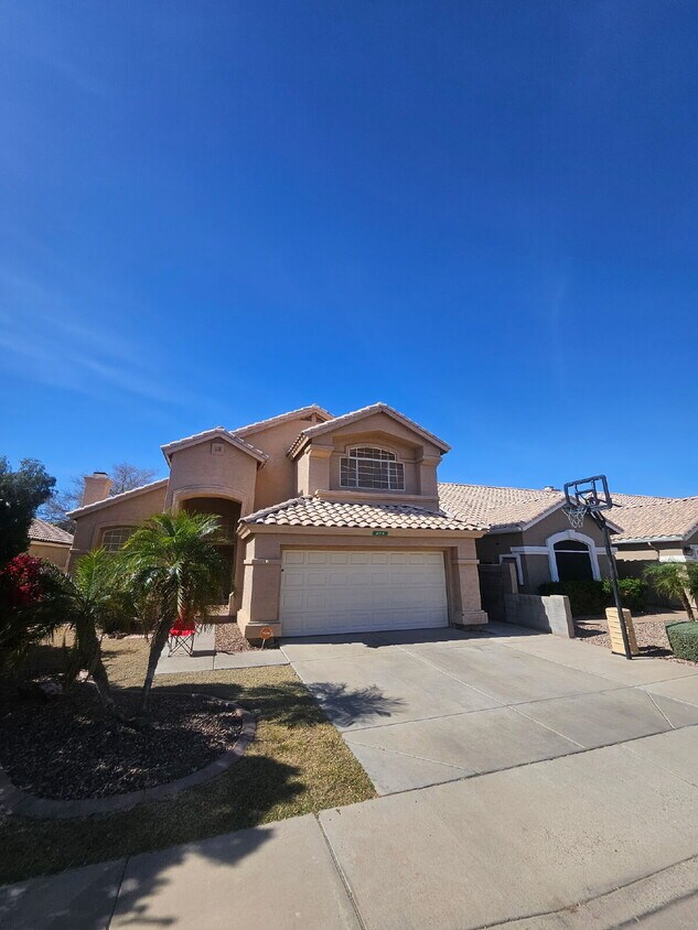 Building Photo - Desert Breeze Oasis - Ahwatukee