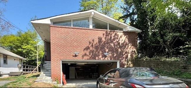 Foto del edificio - 3 Spring Ln