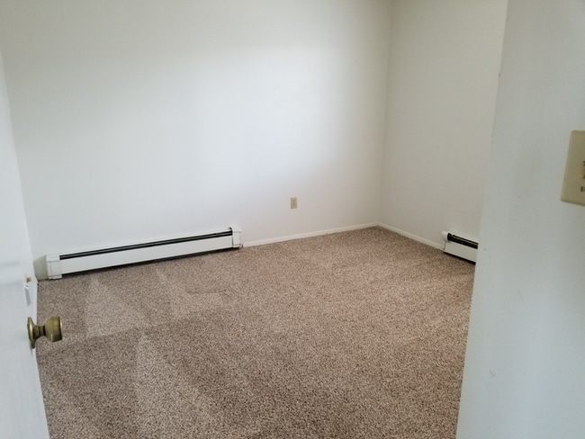 Building Photo - 1021 S Wisconsin Ave