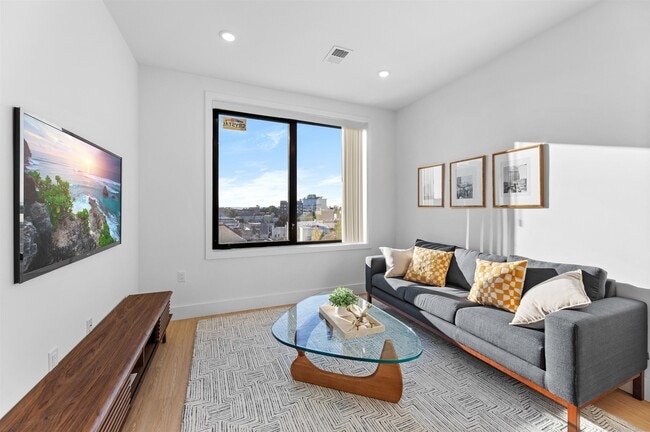 Building Photo - 30.3 Vroom St