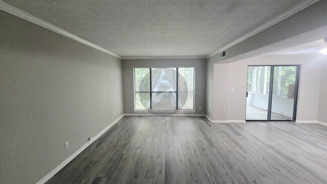 Foto del edificio - 2646 Briarwood Dr SE