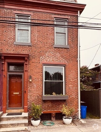 Building Photo - 1730 Susquehanna St