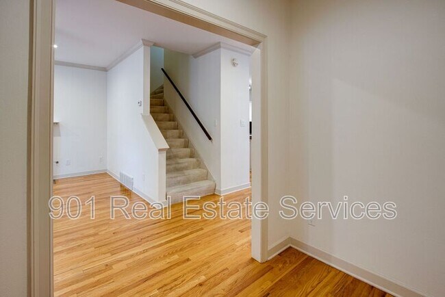 Building Photo - 109 Island Crest Cir