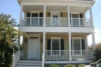 Building Photo - 3745 Savannah Way