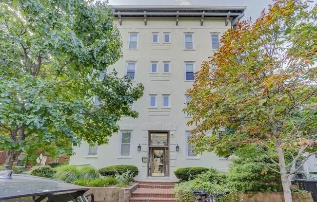 Building Photo - 676 4th St NE