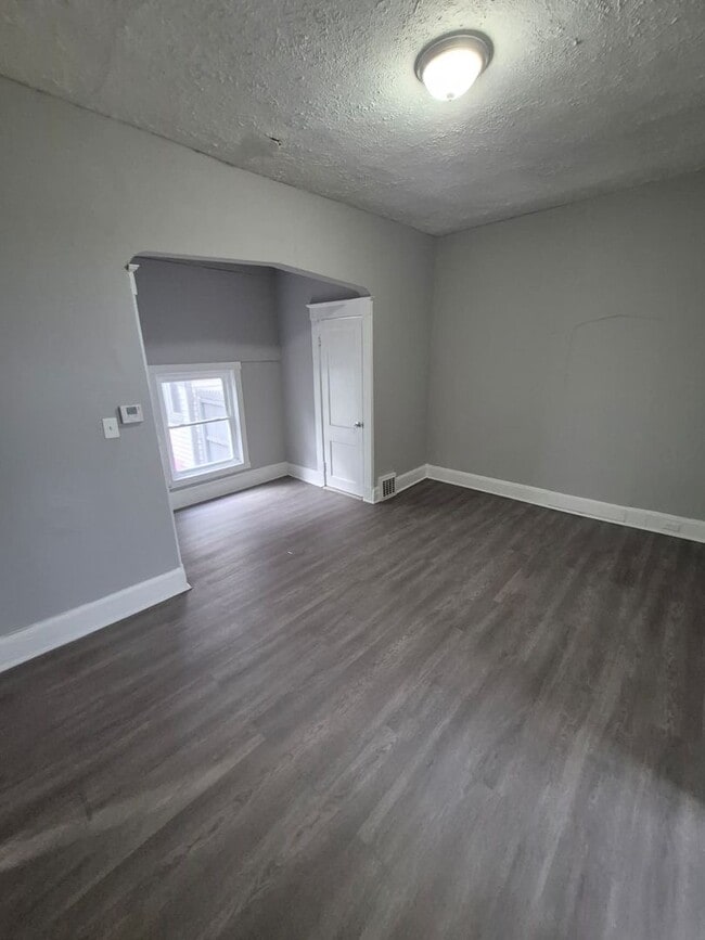 Photo - 609 McKinney Ave Apartment