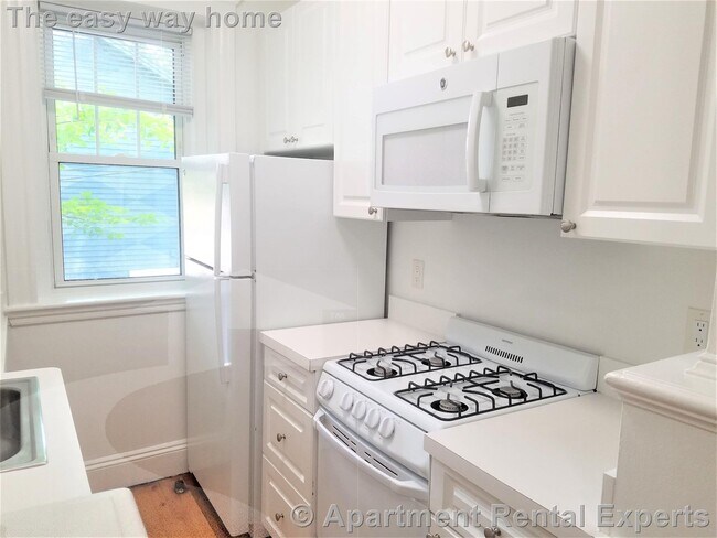 Building Photo - 19 Wendell St