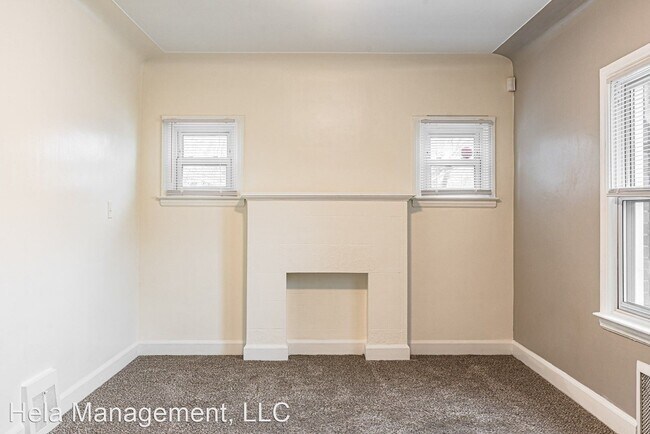 Building Photo - 3 br, 1 bath House - 1079 Chandler Ave.