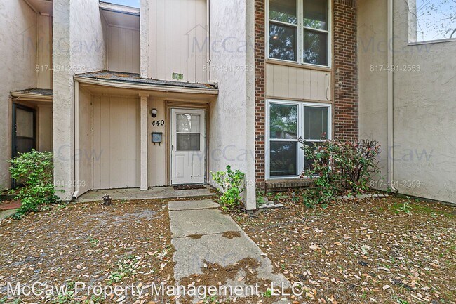 Building Photo - 3 br, 2 bath House - 440 Arborview Dr.