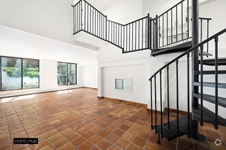 Building Photo - 300 W 122nd St