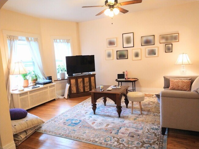 Foto del edificio - 221 S Oak Park Ave