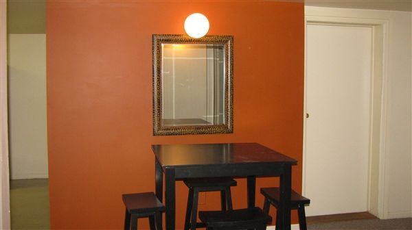 Foto del edificio - 4 br, 1.5 bath Apartment - 910 S State St 2