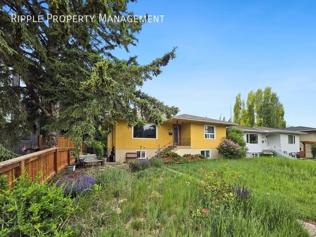 Building Photo - CHARMING 4-BED + DEN CHARACTER HOME | CENTRAL A/C | PRIVATE FENCED YARD IN BRIAR HILL