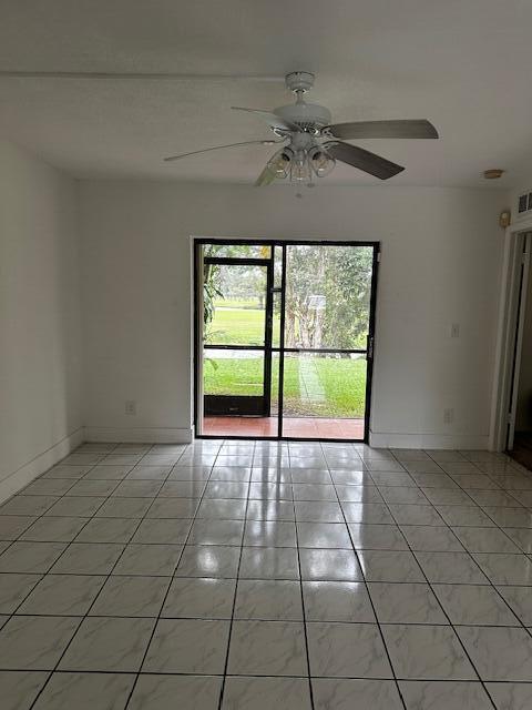 Foto del edificio - 10517 NW 11th St