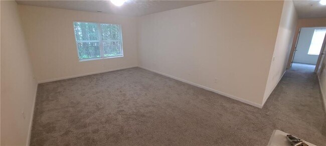 Foto del edificio - 7104 Fairington Ridge Cir