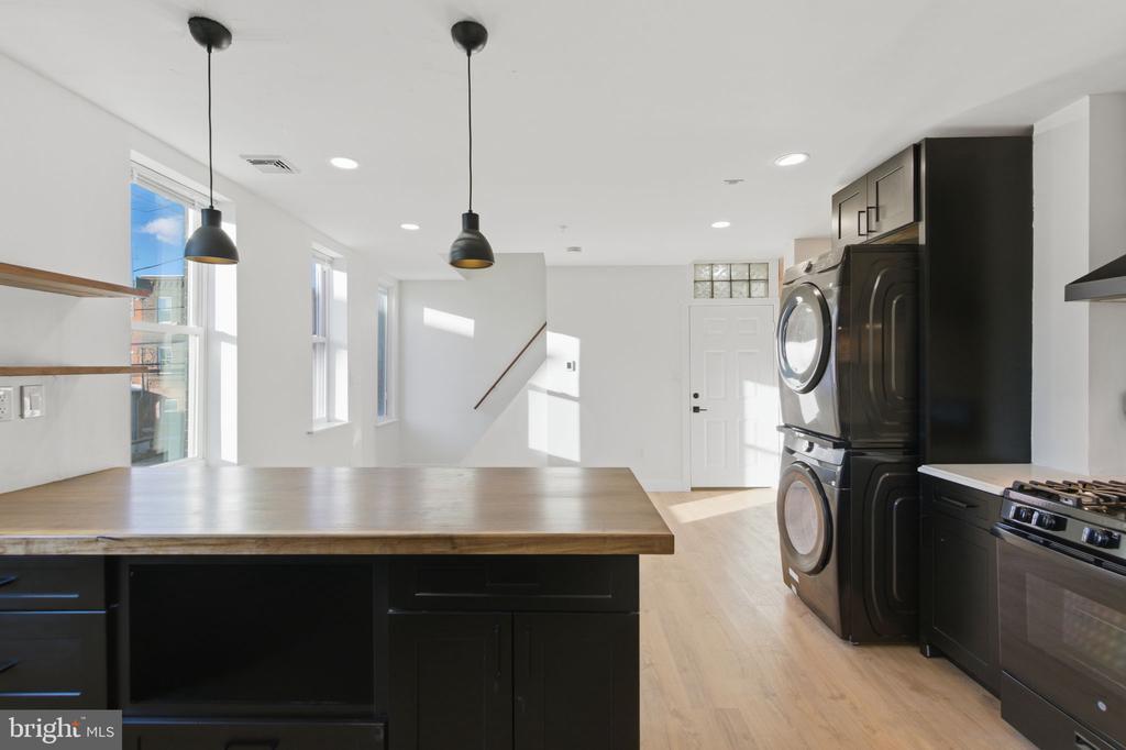 Foto principal - 2738 Poplar St