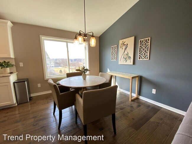 Building Photo - 4 br, 3 bath House - 3388 Ridgeline Dr. SE