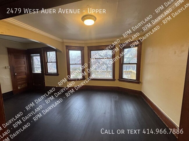 Building Photo - Charming and Spacious 2-Bedroom, 1-Bath Re...