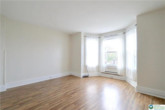 Building Photo - 1206 Linden St