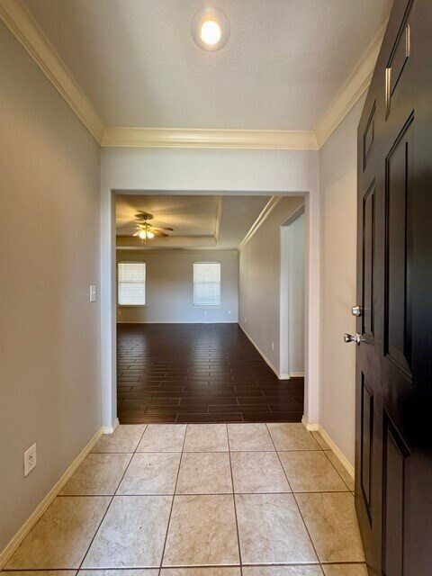 Foto del edificio - 807 SW River Rock St