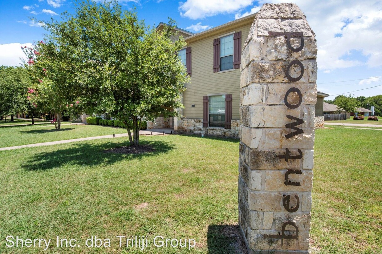 Foto principal - 111-117 Bentwood Dr