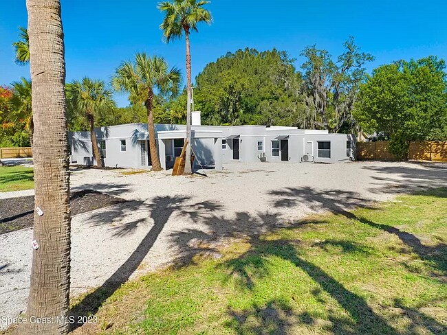 Building Photo - 840 Adger Smith Ln