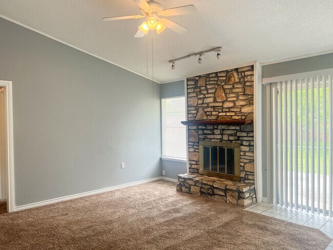 Foto del edificio - 8134 Dry Canyon Trail