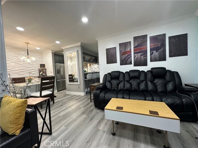 Foto del edificio - 13100 Gilbert St