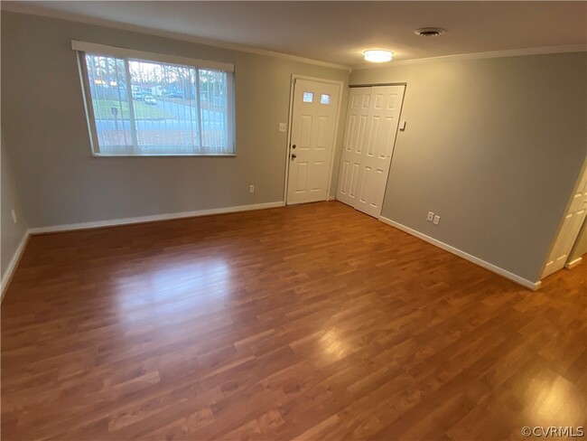 Foto del edificio - 9208 Emmett Rd