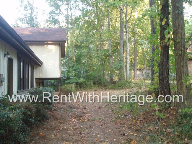 Building Photo - WOW!!..SPECTACULAR...UPGRADES/ BONUS ROOM ...