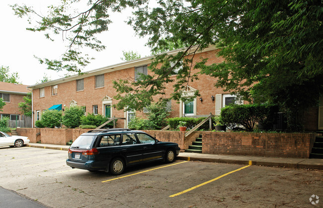 Building Photo - 13th Street