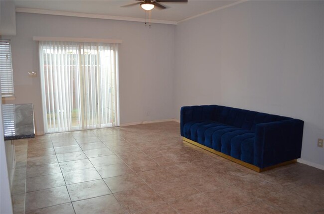 Building Photo - 14711 Barryknoll Ln