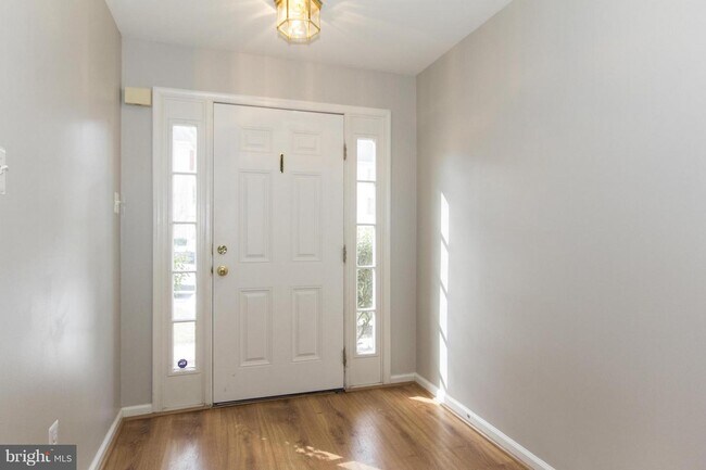 Building Photo - 5328 Tarkington Pl